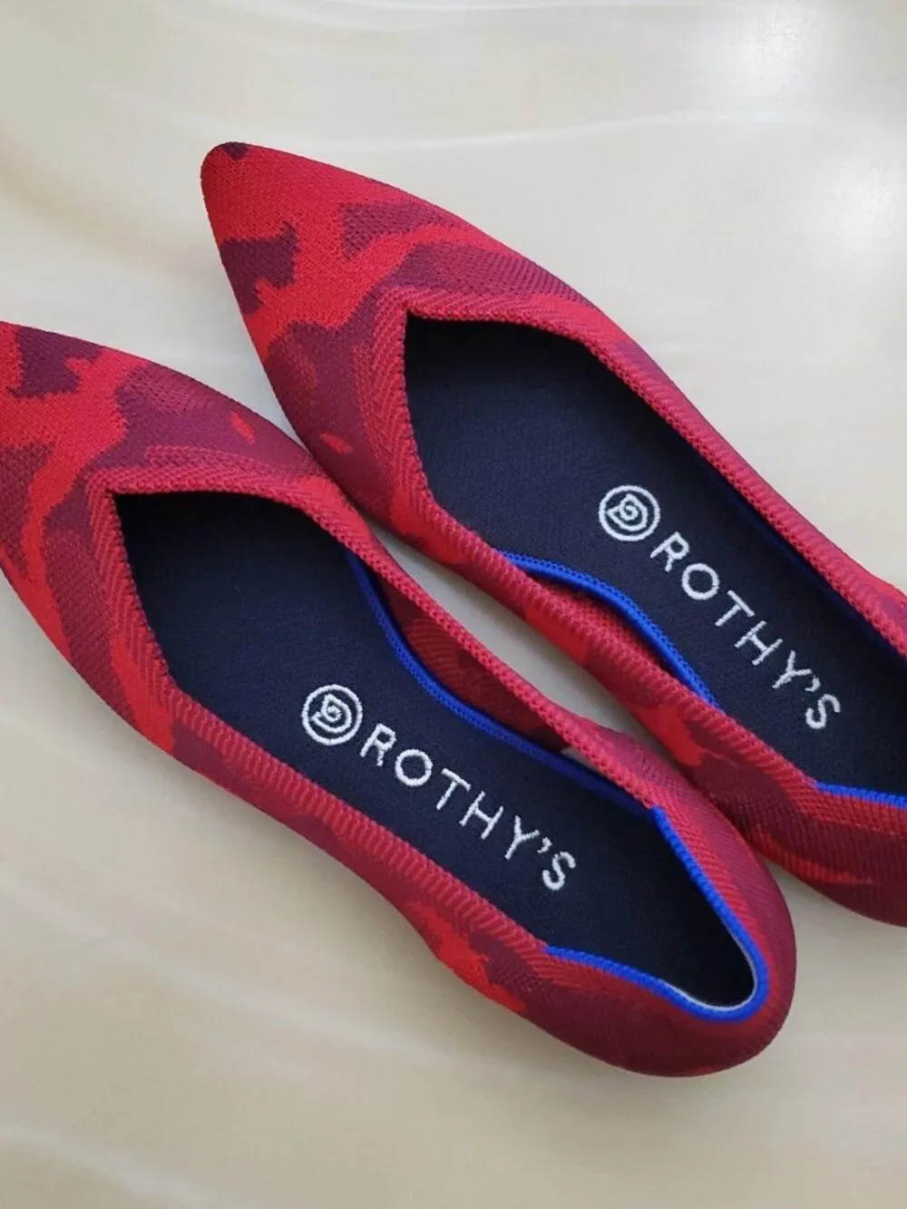 Rothy's The Point In Red Camo Slip On Women's Flats Size 8